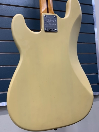 Squier - 037-9530-507 4